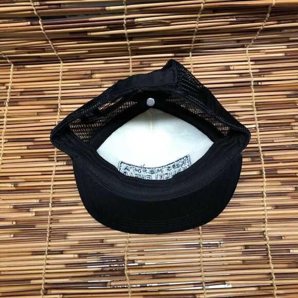 Knuckleheads Extra Small (XS) Infant Trucker Mesh Snap Back Hat Kiss Me I'm a Kn - Picture 4 of 6